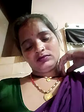 Snapshot of Divya_hot88 chatting on 05-31-26, 06:09 Divya hot88 online show from 05-31-26, 06:09