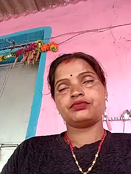 Snapshot of Divya_hot88 chatting on 07-13-26, 02:00 Divya hot88 online show from 07-13-26, 02:00
