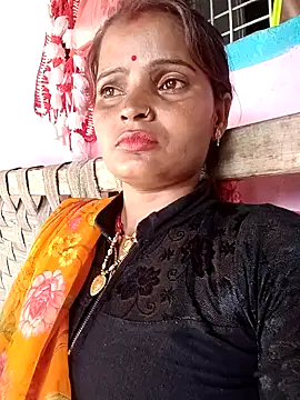 Snapshot of Divya_hot88 chatting on 07-06-26, 04:19 Divya hot88 online show from 07-06-26, 04:19