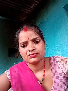 Snapshot of Divya_hot88 chatting on 06-06-26, 01:05 Divya hot88 online show from 06-06-26, 01:05