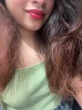 Yours riya11 online show from 06-23-26, 07:12