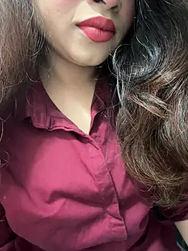 Yours riya11 online show from 07-17-26, 11:35