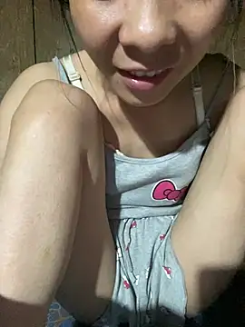 Snapshot of bi_kute9x chatting on 06-19-26, 02:23 bi kute9x online show from 06-19-26, 02:23