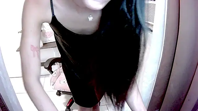 Snapshot of Skeletal_goddess chatting on 07-06-26, 05:37 Skeletal goddess online show from 07-06-26, 05:37
