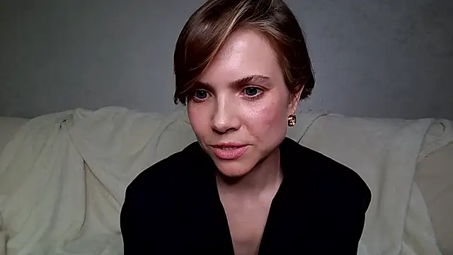 Snapshot of NatalieMoses chatting on 06-12-26, 07:11 NatalieMoses online show from 06-12-26, 07:11
