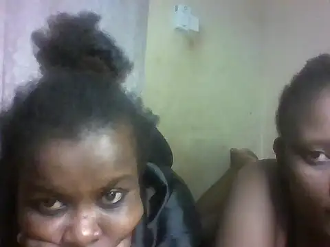 Snapshot of Hotsexy_caramel chatting on 05-31-26, 02:01 Hotsexy caramel online show from 05-31-26, 02:01