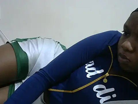 Gloriemelody online show from 07-13-26, 04:23