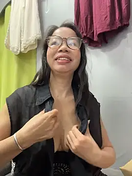 honghong mother online show from 06-15-26, 03:07