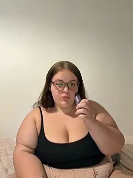 Snapshot of LillyMaexx chatting on 07-12-26, 09:37 LillyMaexx online show from 07-12-26, 09:37
