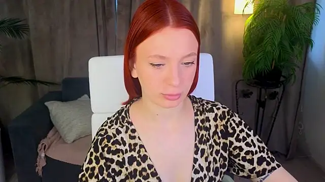 Snapshot of BeatriceLoven chatting on 07-26-26, 07:26 BeatriceLoven online show from 07-26-26, 07:26