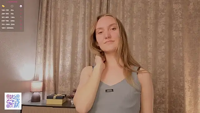 JenevaLitalien online show from 06-25-26, 06:13