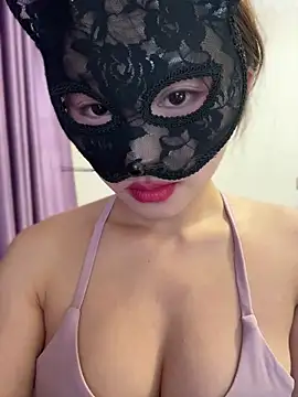 HiLILI-00 online show from 07-15-26, 03:52