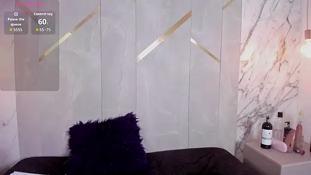 Snapshot of ChloeBelle_ chatting on 07-03-26, 12:33 ChloeBelle online show from 07-03-26, 12:33