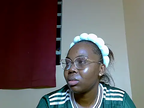 Snapshot of Choral_Blue chatting on 07-12-26, 12:22 Choral Blue online show from 07-12-26, 12:22
