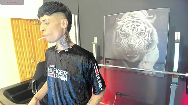 Yeidonn online show from 06-26-26, 03:34