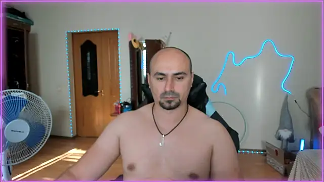 -SexyDaddy- online show from 06-19-26, 02:01