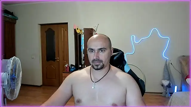 -SexyDaddy- online show from 06-23-26, 09:18