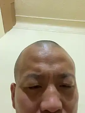 Snapshot of zhulinjian chatting on 05-30-26, 05:25 zhulinjian online show from 05-30-26, 05:25