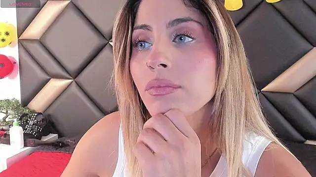 AdrianaHarlow online show from 07-02-26, 04:24