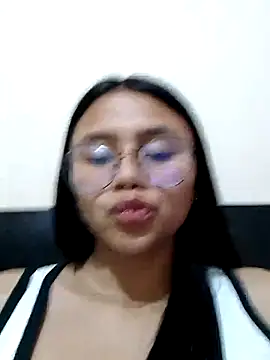 Sofielovee-01 online show from 07-18-26, 02:09