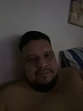 Snapshot of fercho25rv chatting on 06-04-26, 05:56 fercho25rv online show from 06-04-26, 05:56