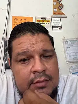 Snapshot of fercho25rv chatting on 05-29-26, 09:54 fercho25rv online show from 05-29-26, 09:54