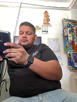 Snapshot of fercho25rv chatting on 06-06-26, 09:42 fercho25rv online show from 06-06-26, 09:42