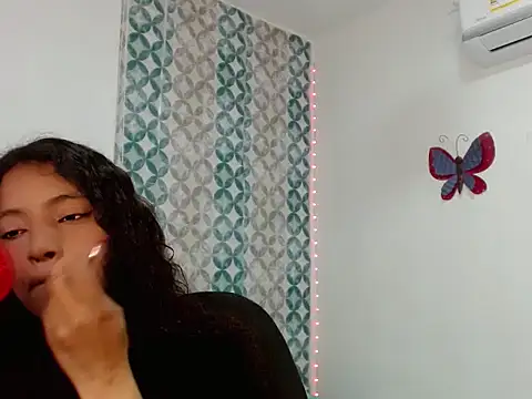 Snapshot of Isabellacarson chatting on 06-06-26, 05:07 Isabellacarson online show from 06-06-26, 05:07