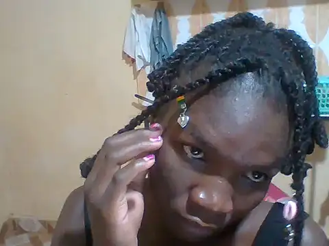Snapshot of Skylark612 chatting on 07-09-26, 10:42 Skylark612 online show from 07-09-26, 10:42