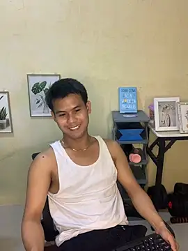 Snapshot of Asianboy_2000 chatting on 05-30-26, 10:10 Asianboy 2000 online show from 05-30-26, 10:10