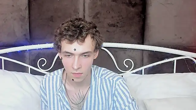 Snapshot of Jacob_Davidson chatting on 06-05-26, 06:07 Jacob Davidson online show from 06-05-26, 06:07