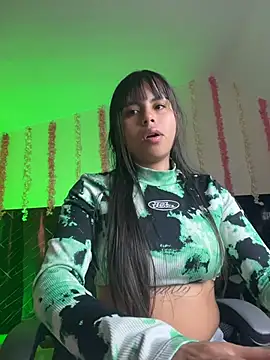 Candy ec online show from 07-25-26, 04:57