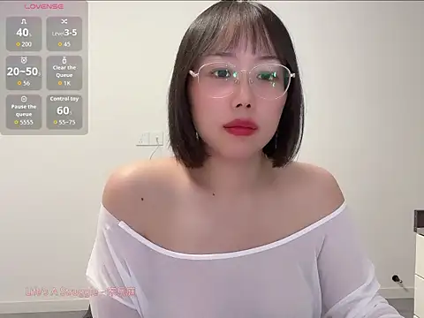 Snapshot of bazhuachushouguai chatting on 06-11-26, 01:52 bazhuachushouguai online show from 06-11-26, 01:52