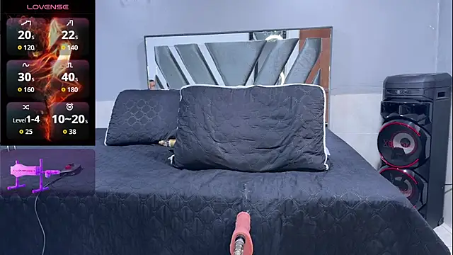 Snapshot of lukedavis_15 chatting on 07-30-26, 05:50 lukedavis 15 online show from 07-30-26, 05:50