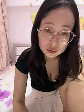 Snapshot of TangTang0530 chatting on 06-27-26, 12:22 TangTang0530 online show from 06-27-26, 12:22