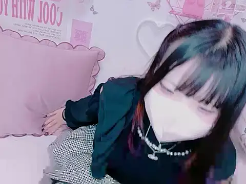 Snapshot of yume__me77 chatting on 07-13-26, 01:10 yume me77 online show from 07-13-26, 01:10