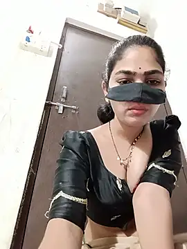 Snapshot of savita97567 chatting on 07-21-26, 04:08 savita97567 online show from 07-21-26, 04:08