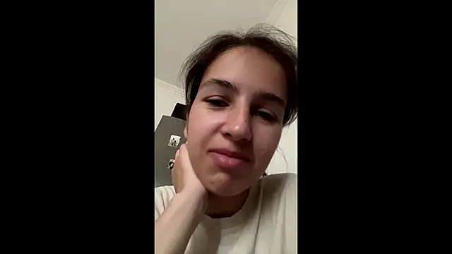SindyKay online show from 06-16-26, 05:18
