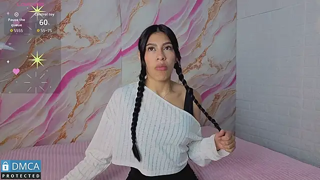 Snapshot of karol_gonzalez_1 chatting on 06-03-26, 11:11 karol gonzalez 1 online show from 06-03-26, 11:11