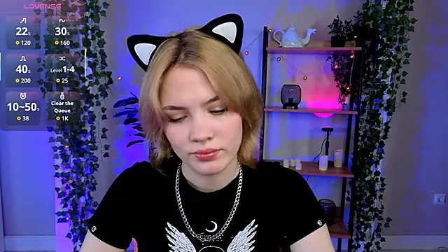 Snapshot of Milena_Stasym chatting on 06-10-26, 06:03 Milena Stasym online show from 06-10-26, 06:03