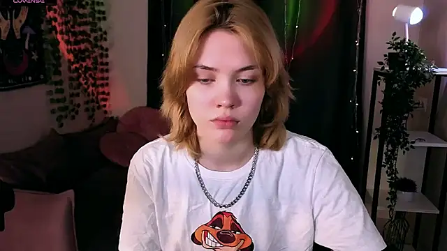 Milena Stasym online show from 06-19-26, 06:08