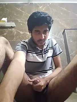 Snapshot of tamil_guy007 chatting on 06-08-26, 10:27 tamil guy007 online show from 06-08-26, 10:27