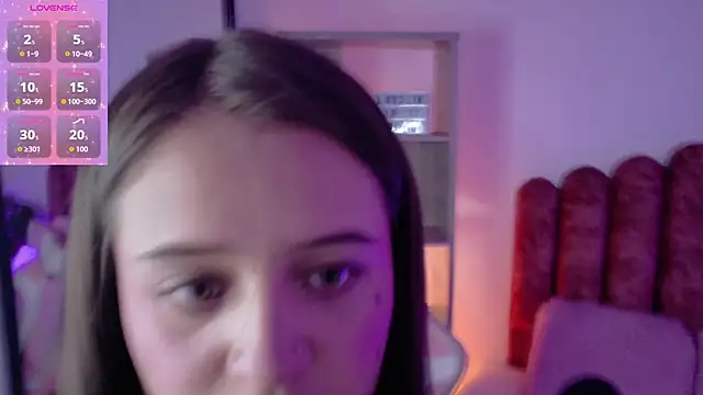 CamilleBlair  online show from 06-16-26, 07:36