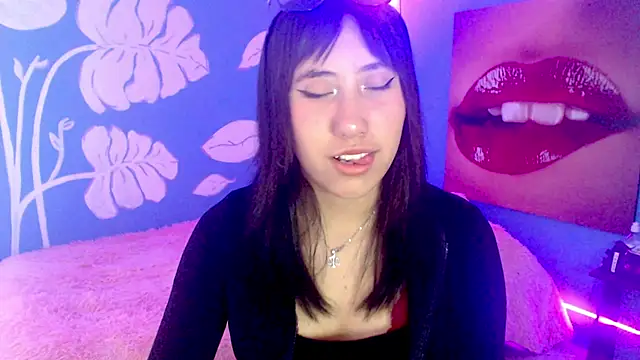 Snapshot of eli_doll chatting on 06-23-26, 11:19 eli doll online show from 06-23-26, 11:19