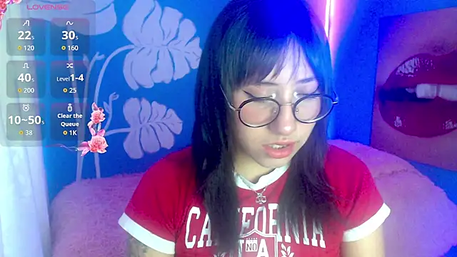 Snapshot of eli_doll chatting on 07-09-26, 11:10 eli doll online show from 07-09-26, 11:10