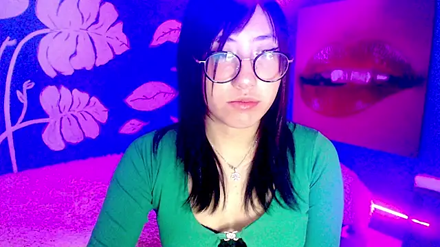 Snapshot of eli_doll chatting on 06-14-26, 10:16 eli doll online show from 06-14-26, 10:16