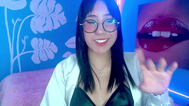 Snapshot of eli_doll chatting on 06-25-26, 11:15 eli doll online show from 06-25-26, 11:15