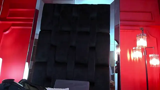 amberhanks online show from 06-23-26, 07:23