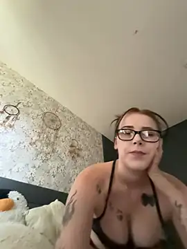 Snapshot of OnlyTattooDevil chatting on 06-15-26, 01:44 OnlyTattooDevil online show from 06-15-26, 01:44
