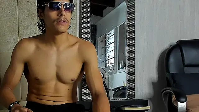 tommyhot7 online show from 07-16-26, 11:02